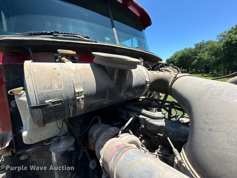 image for item DU9934 1999 Mack CH613 semi truck