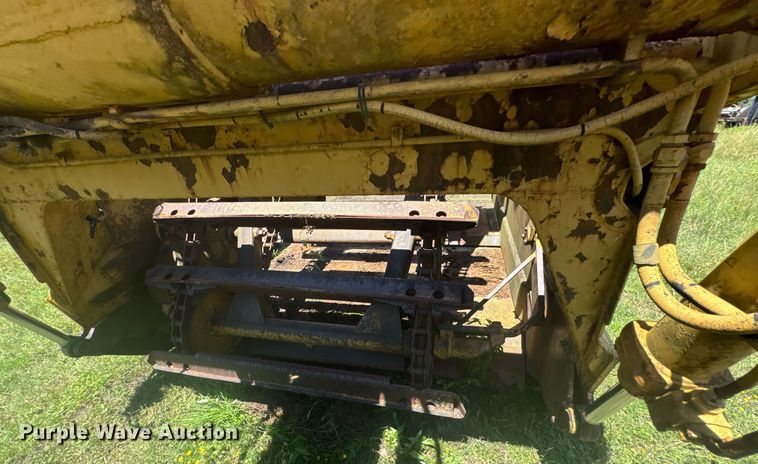 image for item DU9936 1980 Caterpillar 613B elevating scraper