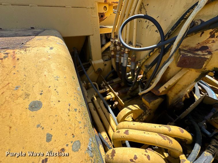 image for item DU9936 1980 Caterpillar 613B elevating scraper