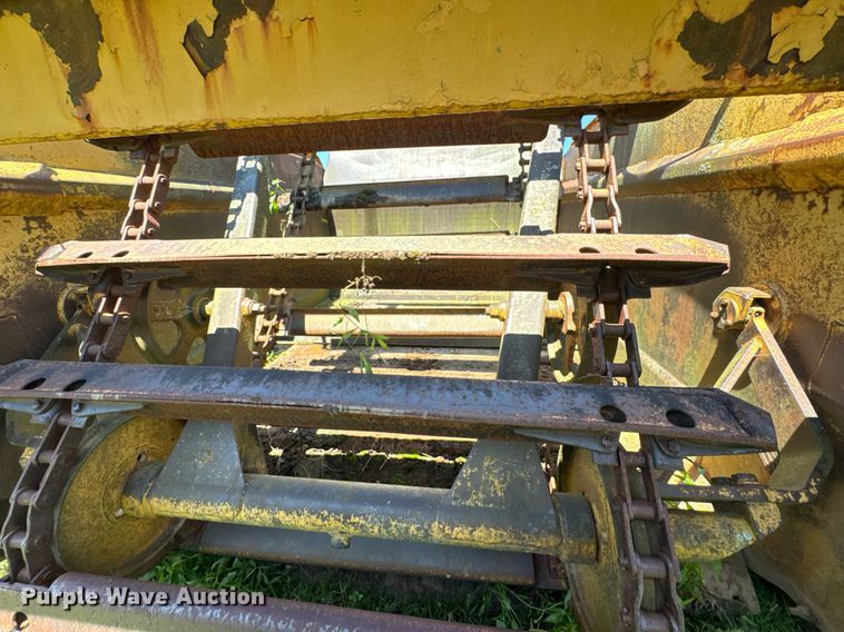 image for item DU9936 1980 Caterpillar 613B elevating scraper