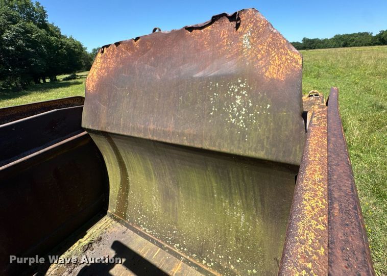 image for item DU9936 1980 Caterpillar 613B elevating scraper