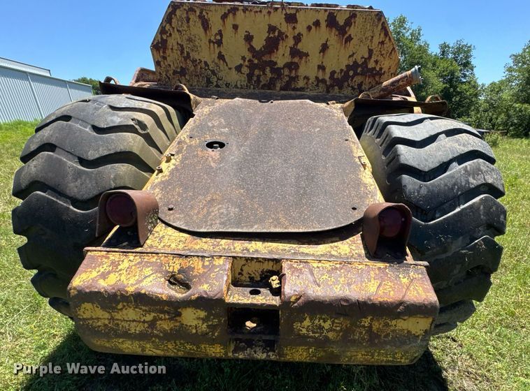 image for item DU9936 1980 Caterpillar 613B elevating scraper