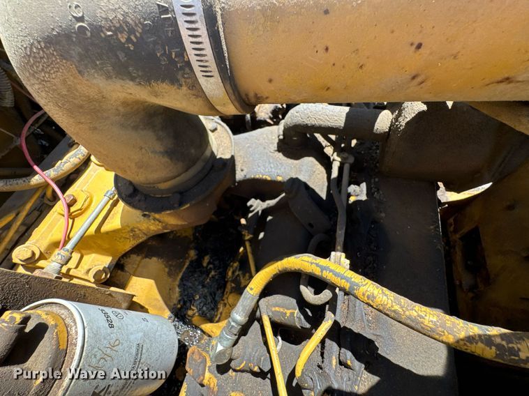 image for item DU9936 1980 Caterpillar 613B elevating scraper