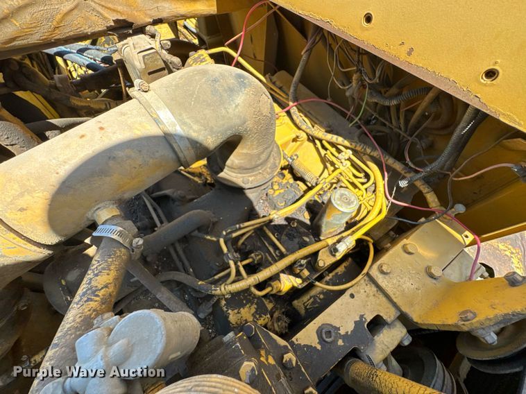 image for item DU9936 1980 Caterpillar 613B elevating scraper