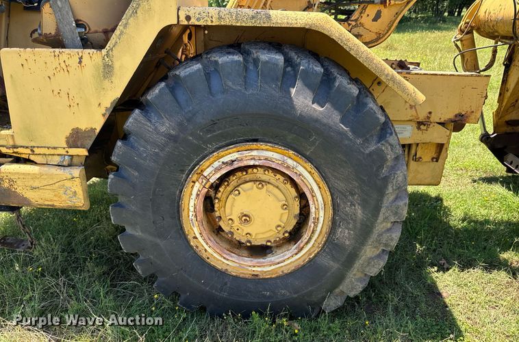 image for item DU9936 1980 Caterpillar 613B elevating scraper