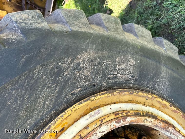 image for item DU9936 1980 Caterpillar 613B elevating scraper