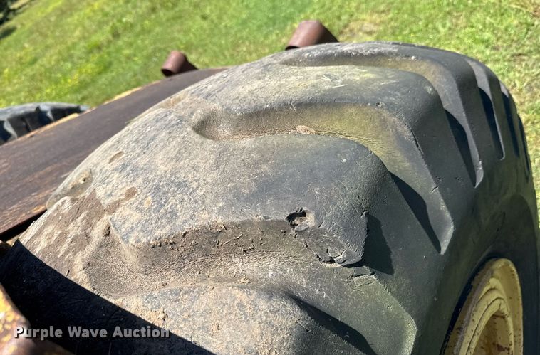 image for item DU9936 1980 Caterpillar 613B elevating scraper