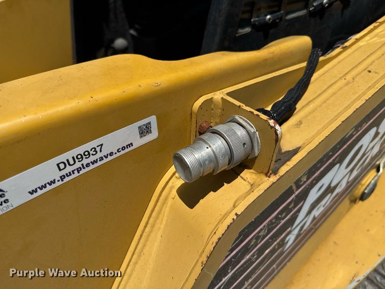 image for item DU9937 2007 ASV Posi-Track RC-100 tracked skid steer loader