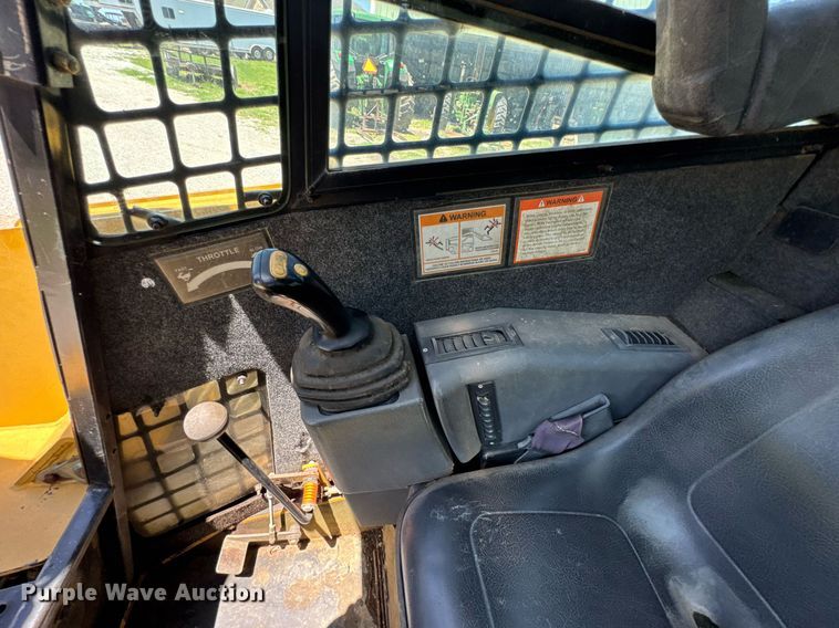 image for item DU9937 2007 ASV Posi-Track RC-100 tracked skid steer loader