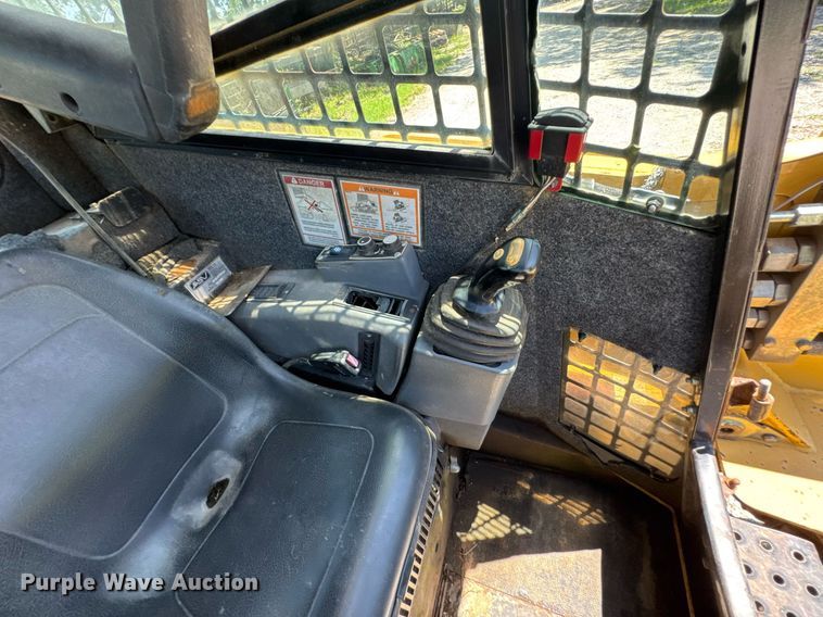 image for item DU9937 2007 ASV Posi-Track RC-100 tracked skid steer loader