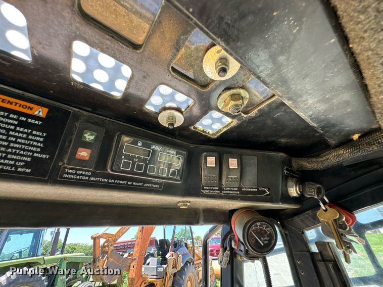 image for item DU9937 2007 ASV Posi-Track RC-100 tracked skid steer loader