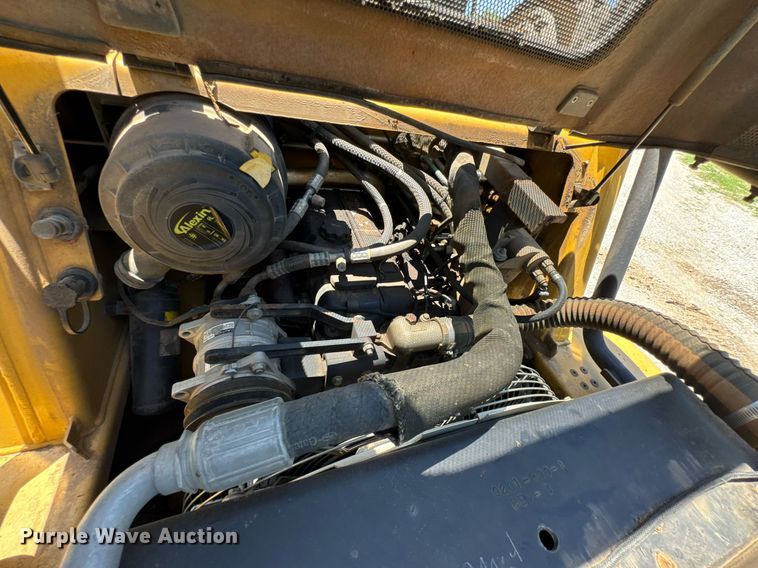 image for item DU9937 2007 ASV Posi-Track RC-100 tracked skid steer loader