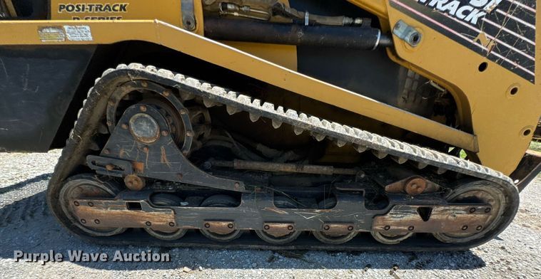 image for item DU9937 2007 ASV Posi-Track RC-100 tracked skid steer loader