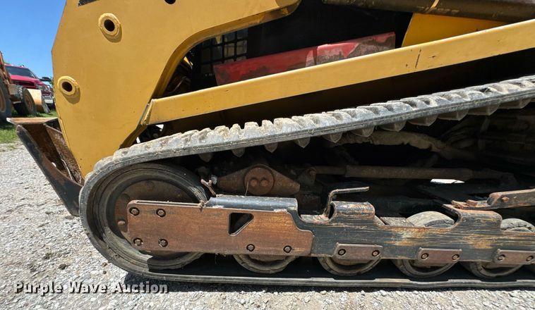 image for item DU9937 2007 ASV Posi-Track RC-100 tracked skid steer loader