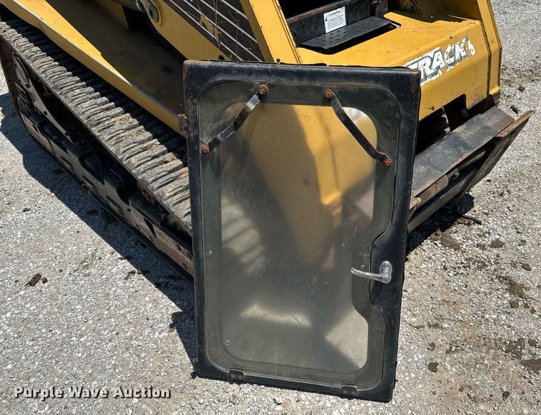 image for item DU9937 2007 ASV Posi-Track RC-100 tracked skid steer loader