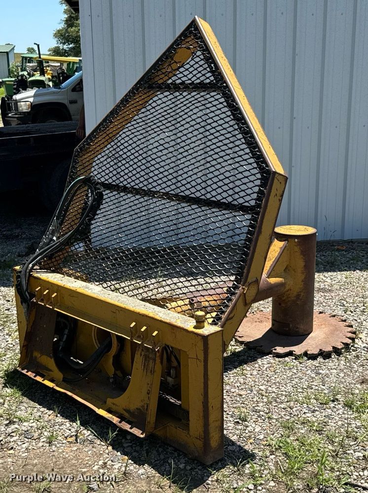 image for item DU9938 Ground Force skid steer tree saw