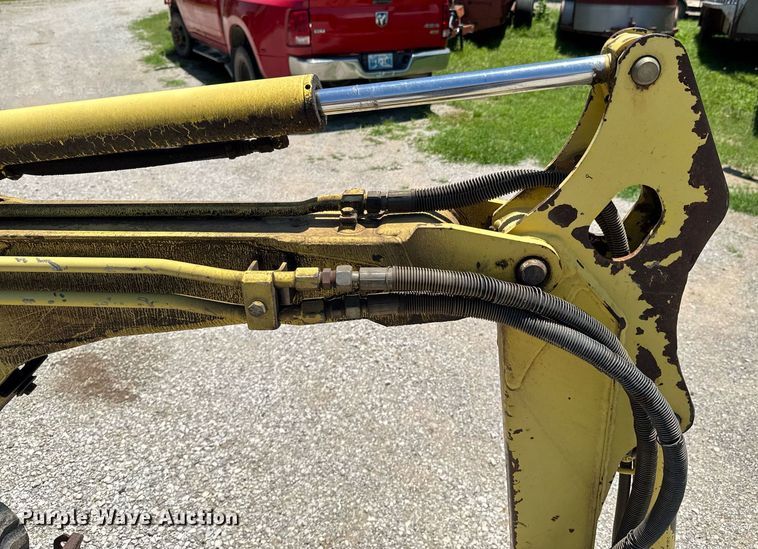 image for item DU9939 2003 Yanmar B15 mini excavator