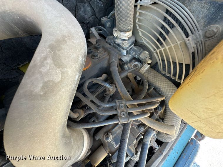 image for item DU9939 2003 Yanmar B15 mini excavator