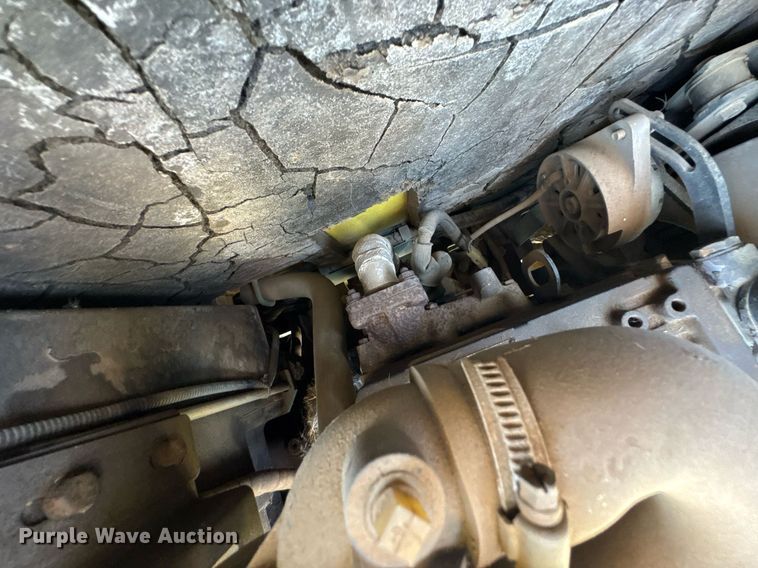 image for item DU9939 2003 Yanmar B15 mini excavator