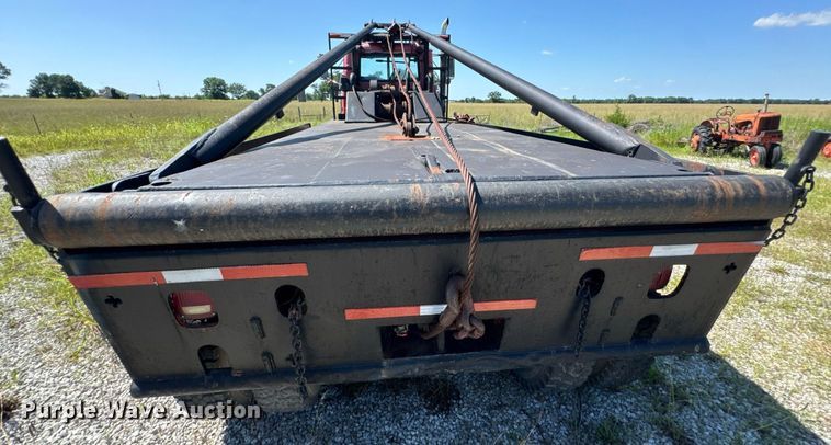 image for item DU9940 1976 Mack RW613 winch truck