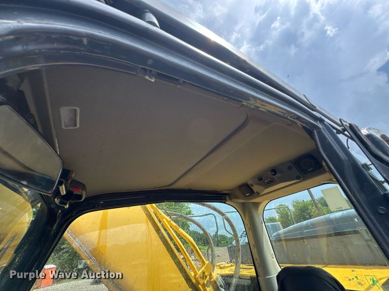 image for item DU9944 Kobelco SK500LC-9 excavator