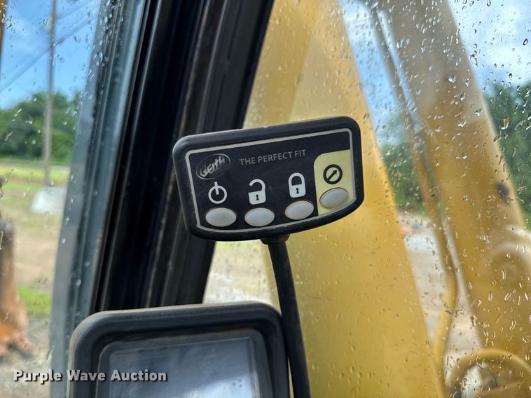 image for item DU9944 Kobelco SK500LC-9 excavator