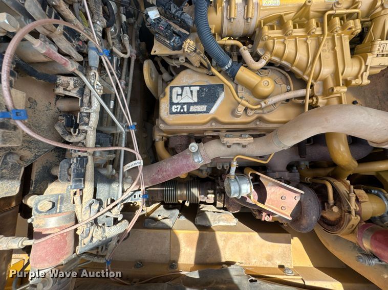 image for item DU9950 2014 Caterpillar 329E L excavator