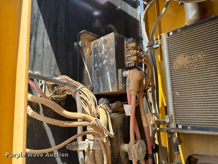 image for item DU9950 2014 Caterpillar 329E L excavator