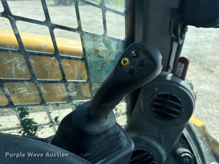 image for item DV4171 2024 Caterpillar 259D3 tracked skid steer loader