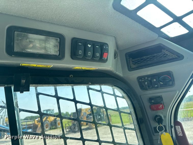 image for item DV4171 2024 Caterpillar 259D3 tracked skid steer loader