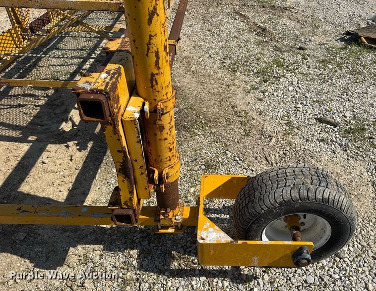 image for item DV4172 Bidwell workbridge