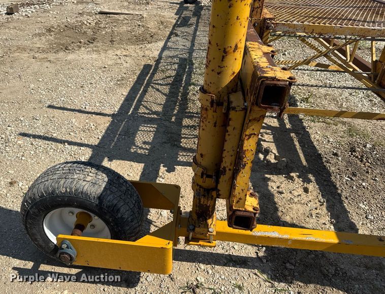 image for item DV4172 Bidwell workbridge