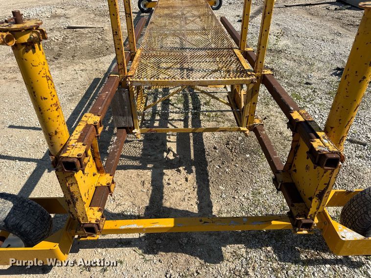 image for item DV4172 Bidwell workbridge