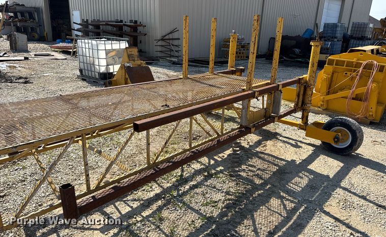 image for item DV4172 Bidwell workbridge