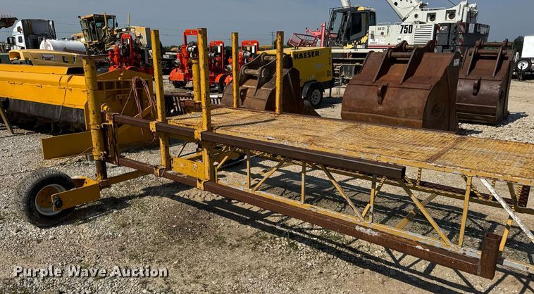 image for item DV4172 Bidwell workbridge