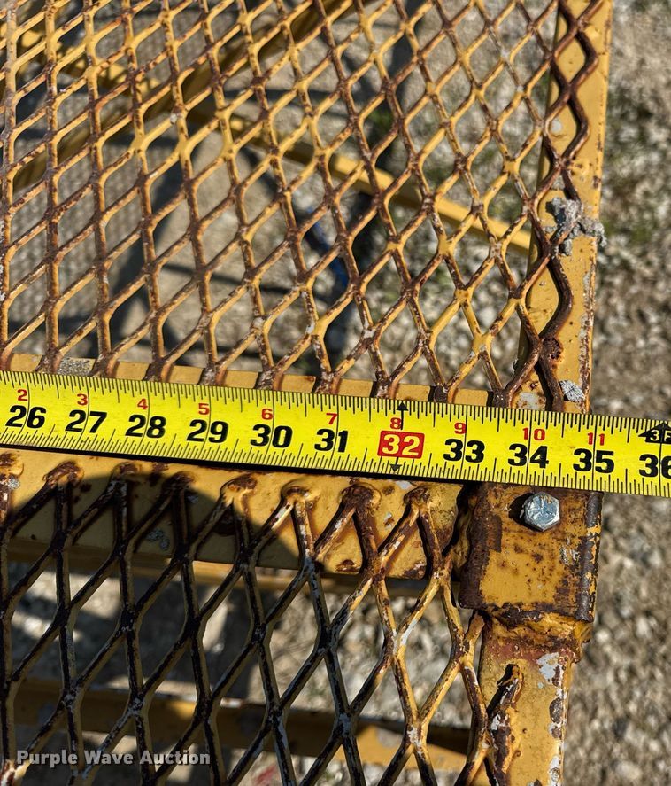 image for item DV4172 Bidwell workbridge