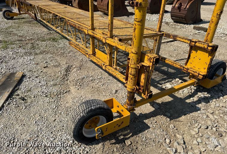 image for item DV4172 Bidwell workbridge