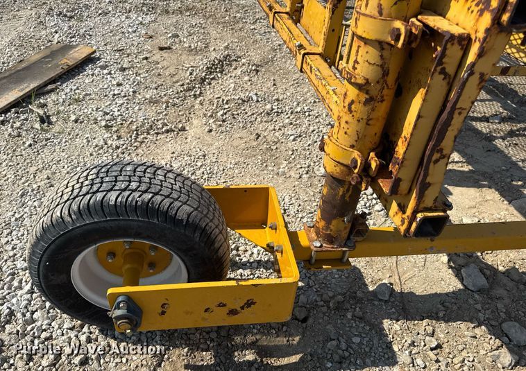 image for item DV4172 Bidwell workbridge