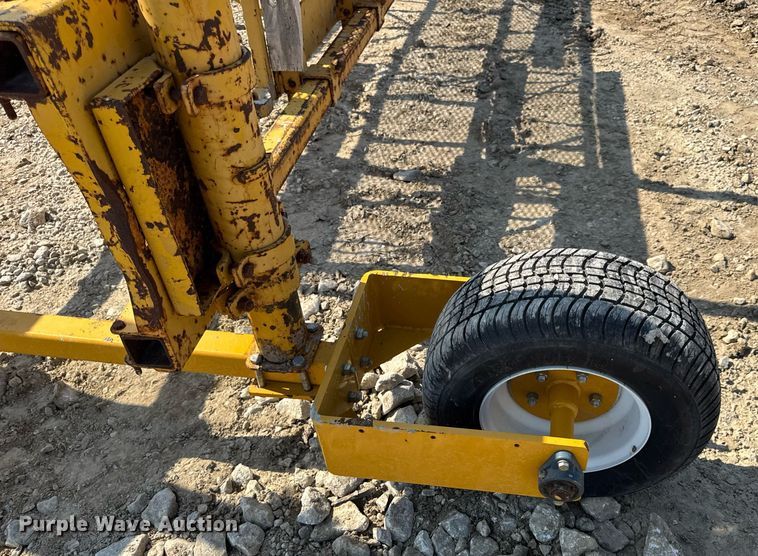 image for item DV4172 Bidwell workbridge