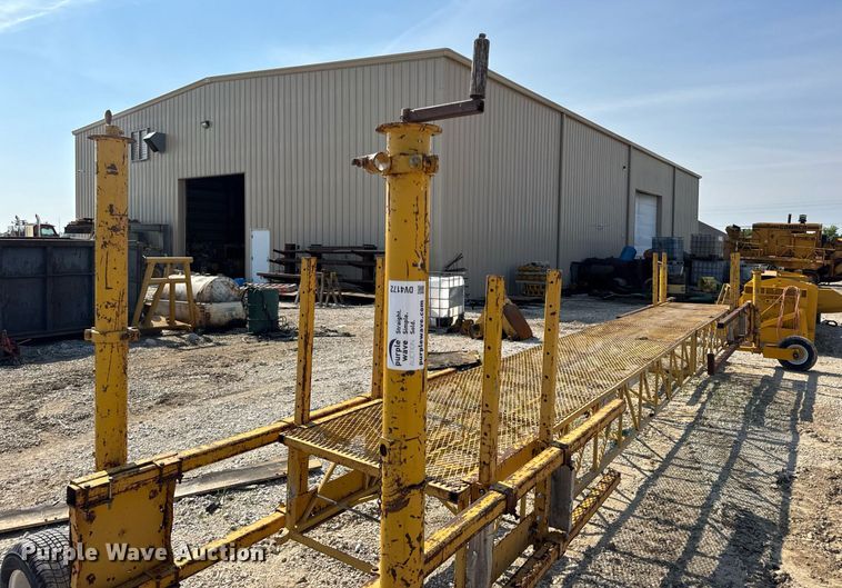 image for item DV4172 Bidwell workbridge