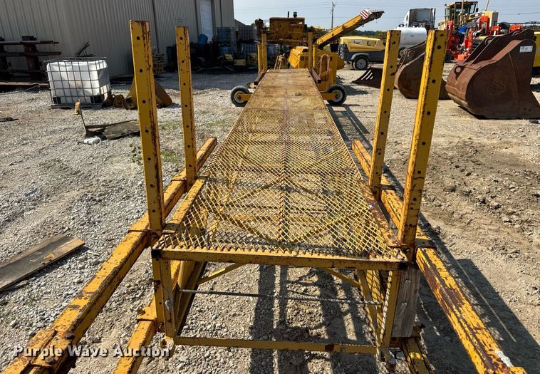 image for item DV4172 Bidwell workbridge