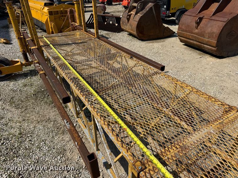 image for item DV4172 Bidwell workbridge