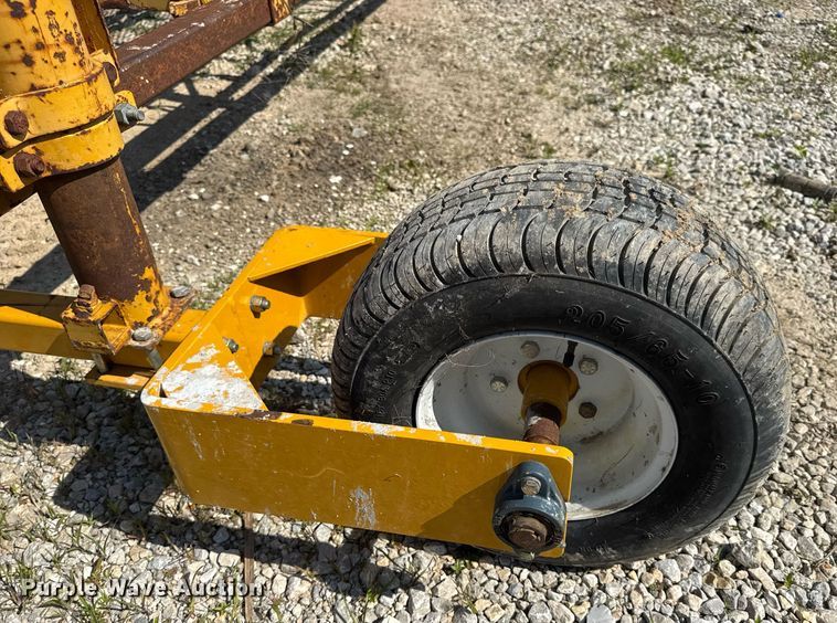 image for item DV4172 Bidwell workbridge