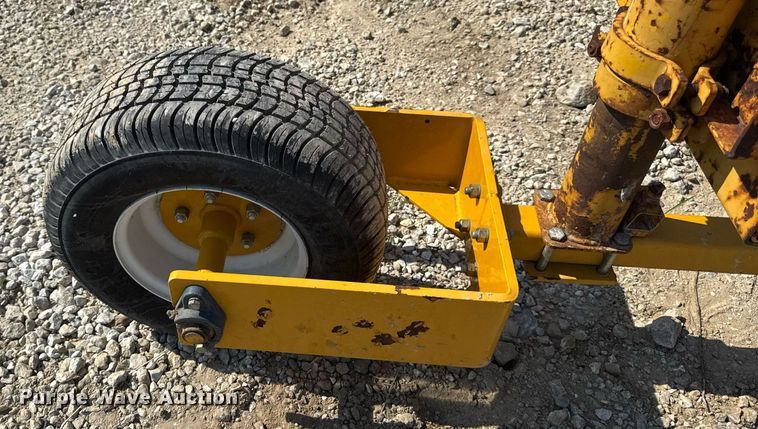 image for item DV4172 Bidwell workbridge