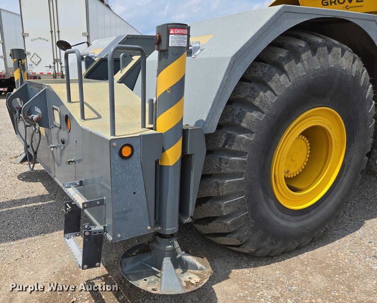 image for item DW7023 2015 Grove RT770E crane