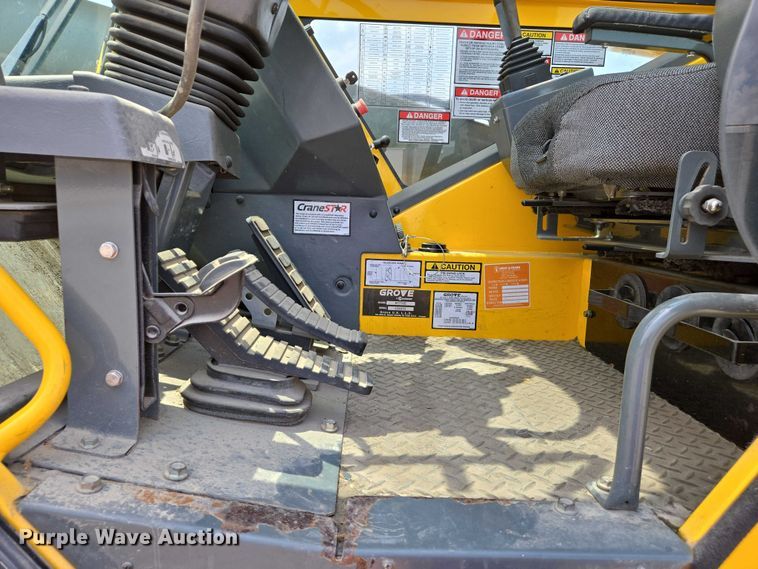 image for item DW7023 2015 Grove RT770E crane