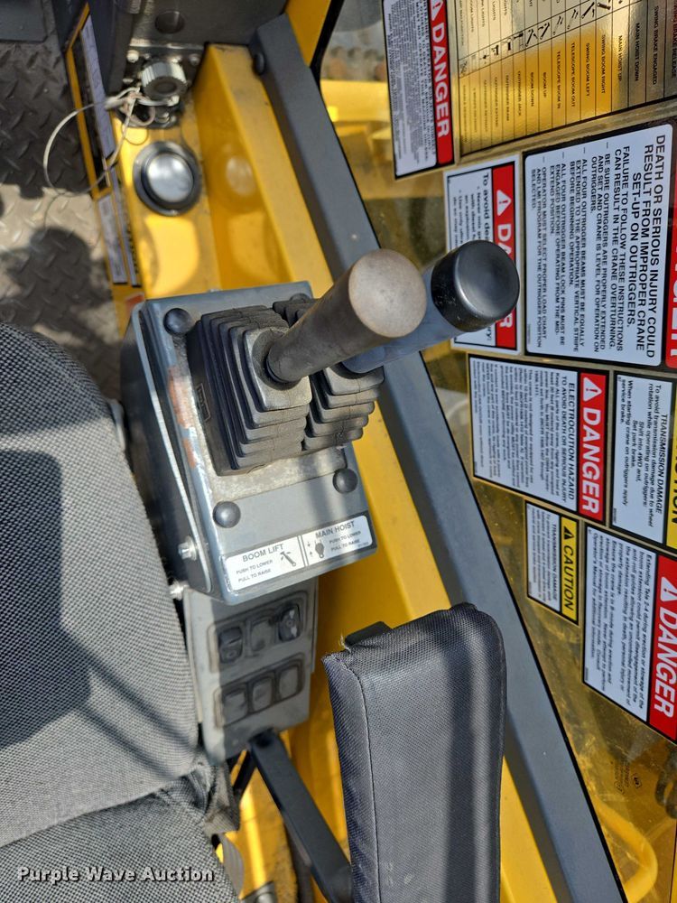 image for item DW7023 2015 Grove RT770E crane