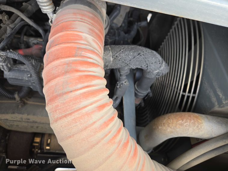 image for item DW7023 2015 Grove RT770E crane