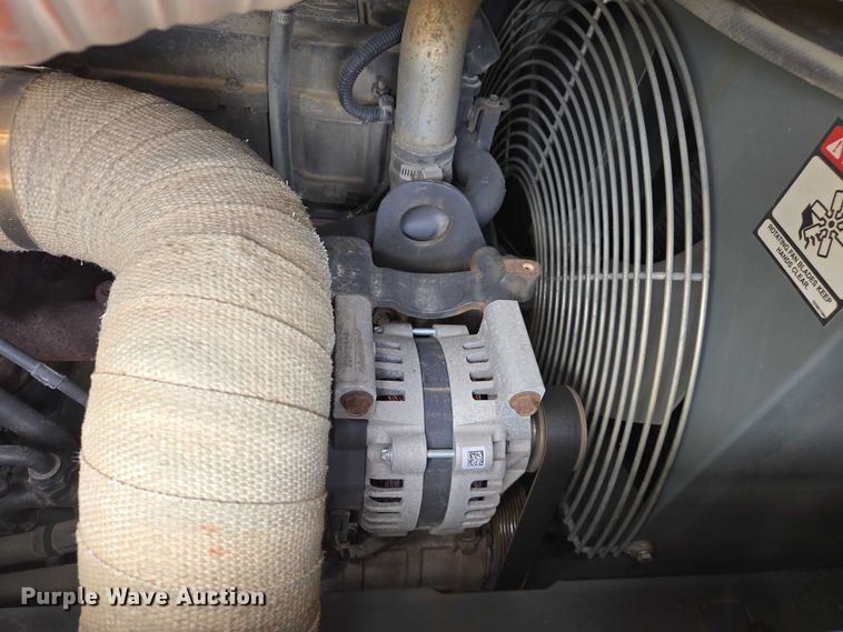 image for item DW7023 2015 Grove RT770E crane