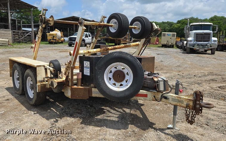 image for item DW7080 2009 Larson reel trailer